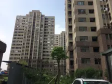 南北全明大三房,学习资源丰富。小区环境好,大户型大家庭宜居