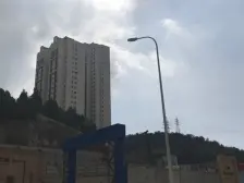 2018年封闭小区 一楼带下跃带花园 精装修直接入住