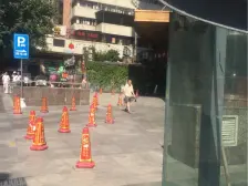 南坪商圈清水房出售,采光好,业主诚心卖