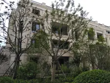 上叠带露台,毛坯房随意装修,带俩车位