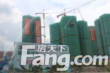 樟木头次新小区颐景湾畔精装修三房两万