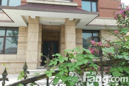 中德福鹏花园别墅3室2厅1卫南北朝向1200.00元/月出租