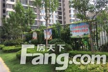 蓝天豪庭近体育馆新华书店电梯好房1