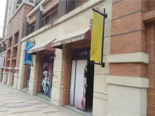 些房楼层好,价格美丽,看房方便