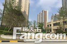 电梯高层精装未住满二年远离火车道南北通透108平