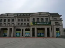 独栋别墅 装修老好老好了 使用面积大 带车库