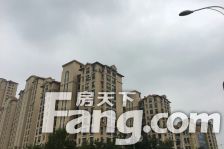 易居公馆小区,户型方正,釆光好,生活方便