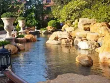 佳兆业金域花园3-1-1-2 123.13m2 160 万