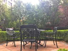 照母山 香港置地约克郡上林五房574.7万