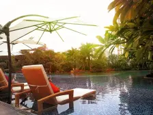 当代万国府 上叠户型好 带顶层花园上学便利 视野开阔