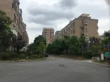 滴水湖馨苑一期 4室2厅 南 北