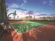 环境好,紧挨滨江路出行方便。房屋采光好