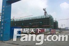 苍梧家苑,精装修三室,家具家电齐全,拎包即住