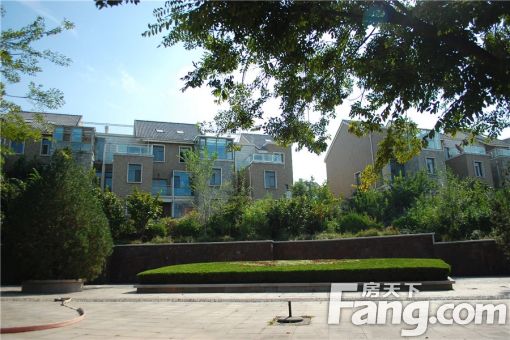 普利艾伦庄园5室3厅3卫南北朝向3288.00元/月出租