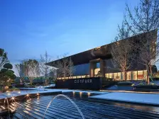 全玻璃幕墙大平层,电梯独立入户,精装三大件