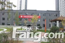 金雀新城B区,精装证过二 全明户型 中间好楼层