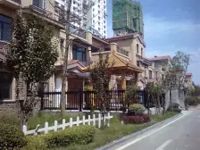 碧桂园东区双拼边户 毛坯未住大院子 近地铁