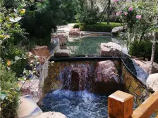 青云天下二期 精装修房主没怎么住,采光充足