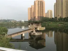 急售,急售大三室双卫 采光好 随时看房