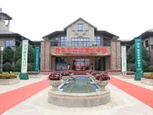 新上奥园临湖联排边户花园200多平米业主诚心出售