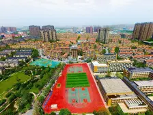 城市里的温泉别墅 使用面积700多平 90多平花园