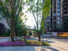 龙湖品质 清水小三居带车位,诚心售卖