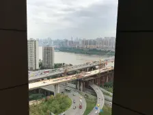 万象城旁,双轻轨(轨道2号线和环线),华润品质大盘