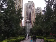 石桥广场旁 珠江华轩精装三室两厅环境好提包入住