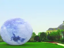 西永精装三房洋房,和融创茂一街之隔