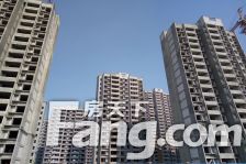 房东诚心出售,带储藏室,户型方正,看房方便