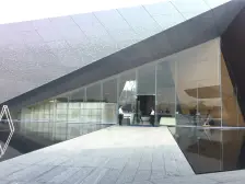 龙湖物业,采光好,看龙塘湖,配套齐全,出行方便