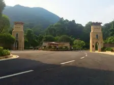 临湖独栋莲湖山庄别墅 带大花园看一线湖景 上下4层