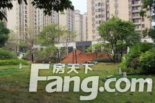 地铁口物业 万科4室2厅 中间楼层朝南格局方正实用率高