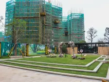 此房户型方正,楼层中高,采光透风,套内面积大