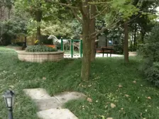 东原楼梯洋房顶跃+精装修+前后全中庭位置,欢迎咨询