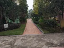 北部新区 英利狮城花园四房160万