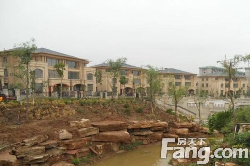 奥都庄园5室3厅3卫南朝向6000.00元/月出租