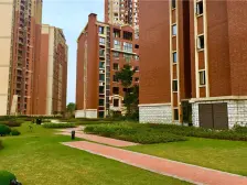 轻轨房,清水房,交通便利....