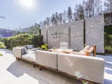 电梯房,主卧朝南,环境优美,精装修,品质小区,房型正气,南北通透