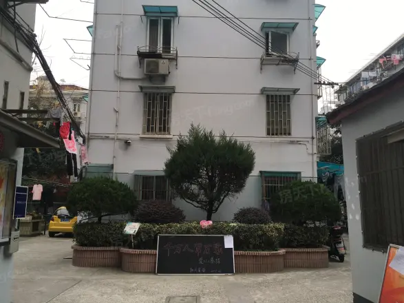 陆兴小区