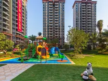 地铁口 朝南三房 毛坯 业主诚心出售