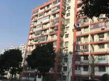 边套户型,中间楼层,看房方便,房东诚意卖
