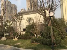 鲁商别墅 上下三层 带两个车位 毛坯房任意装修