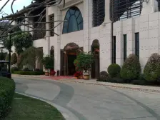 5层高双拼别墅,依山傍水;奢享大花园