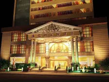 会展旁清水跃层套房, 出行消费便捷