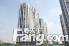 格瑞斯,中间楼层,大阳台观河效果好,带车位