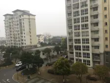 临港泥城苑2室2厅1卫南北朝向138.00万元/套出售