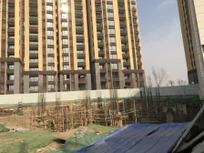 万科物业 春华校旁 带车位好楼层 四房通透 可复毛坯