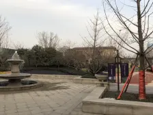 地铁口,奥特莱斯,万科品质,精装修三房,诚心出售。