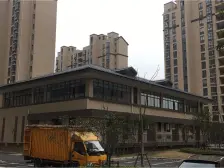 次新,婚房装修,电梯大三房南北通透,可看上海三大件